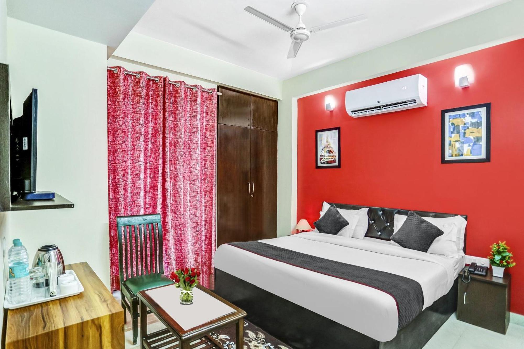 Townhouse Rumaisa Indirapuram Exterior photo