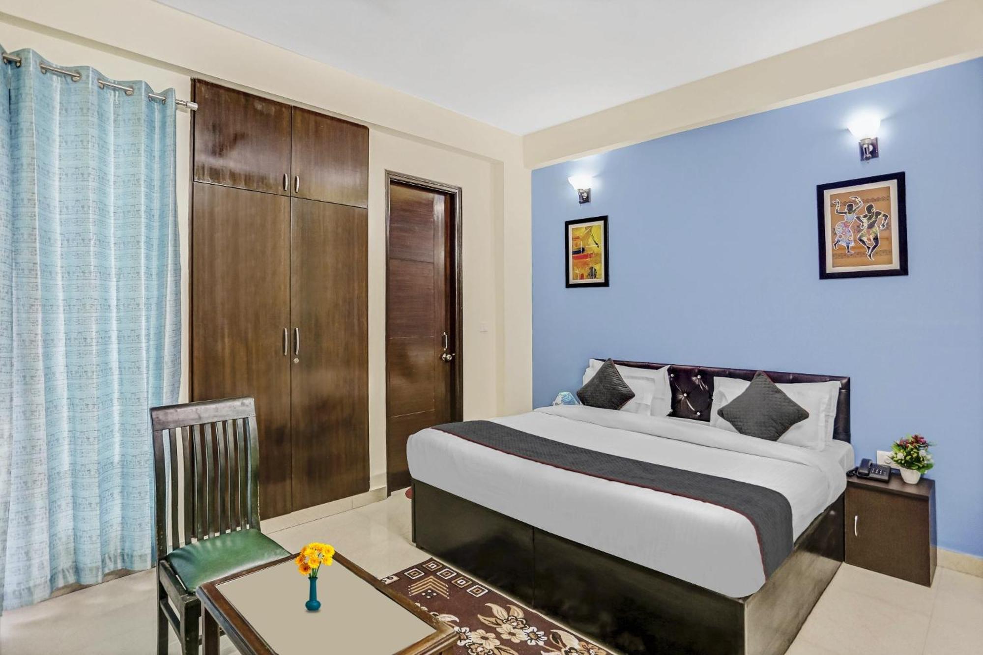 Townhouse Rumaisa Indirapuram Exterior photo