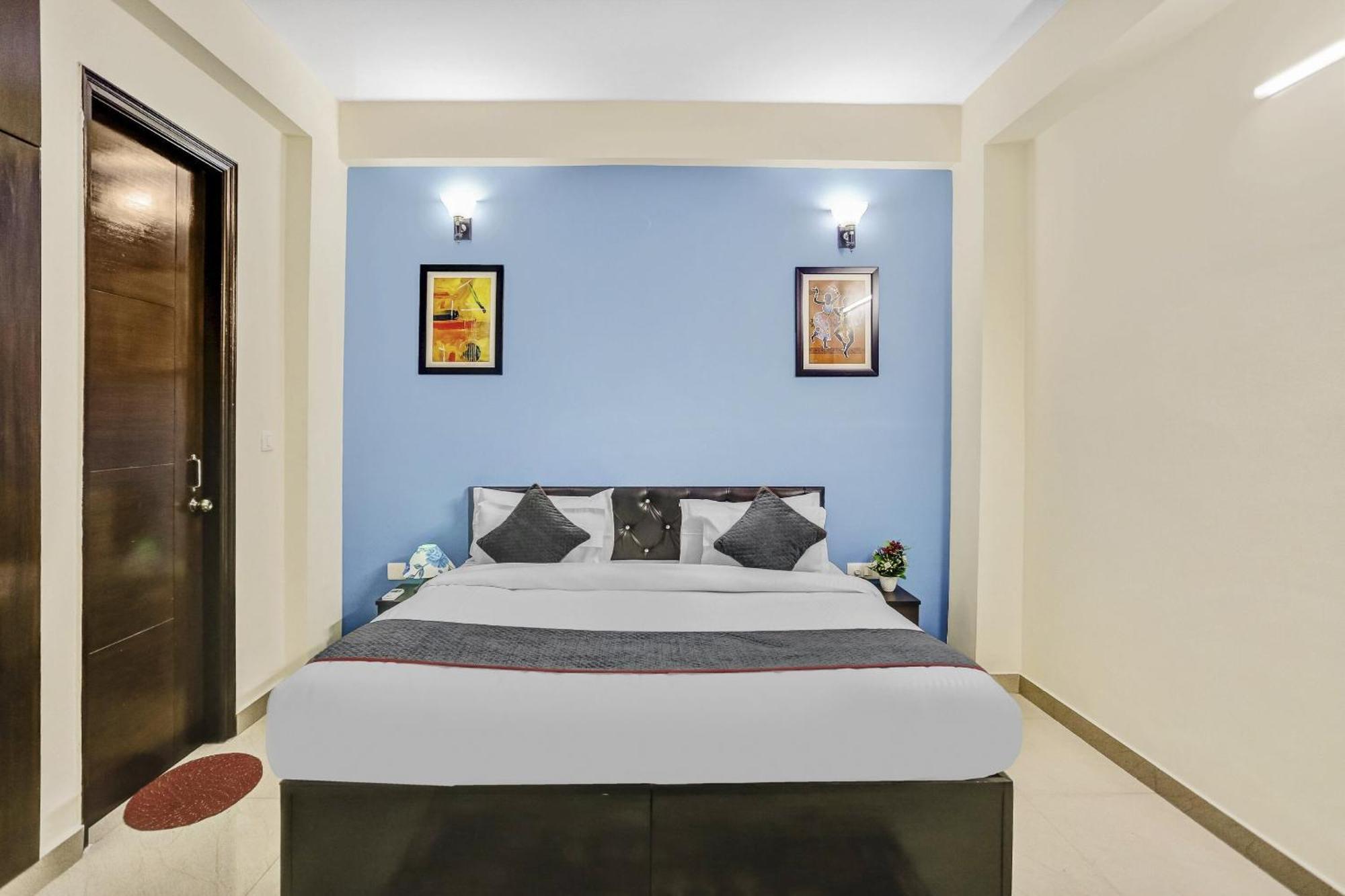 Townhouse Rumaisa Indirapuram Exterior photo